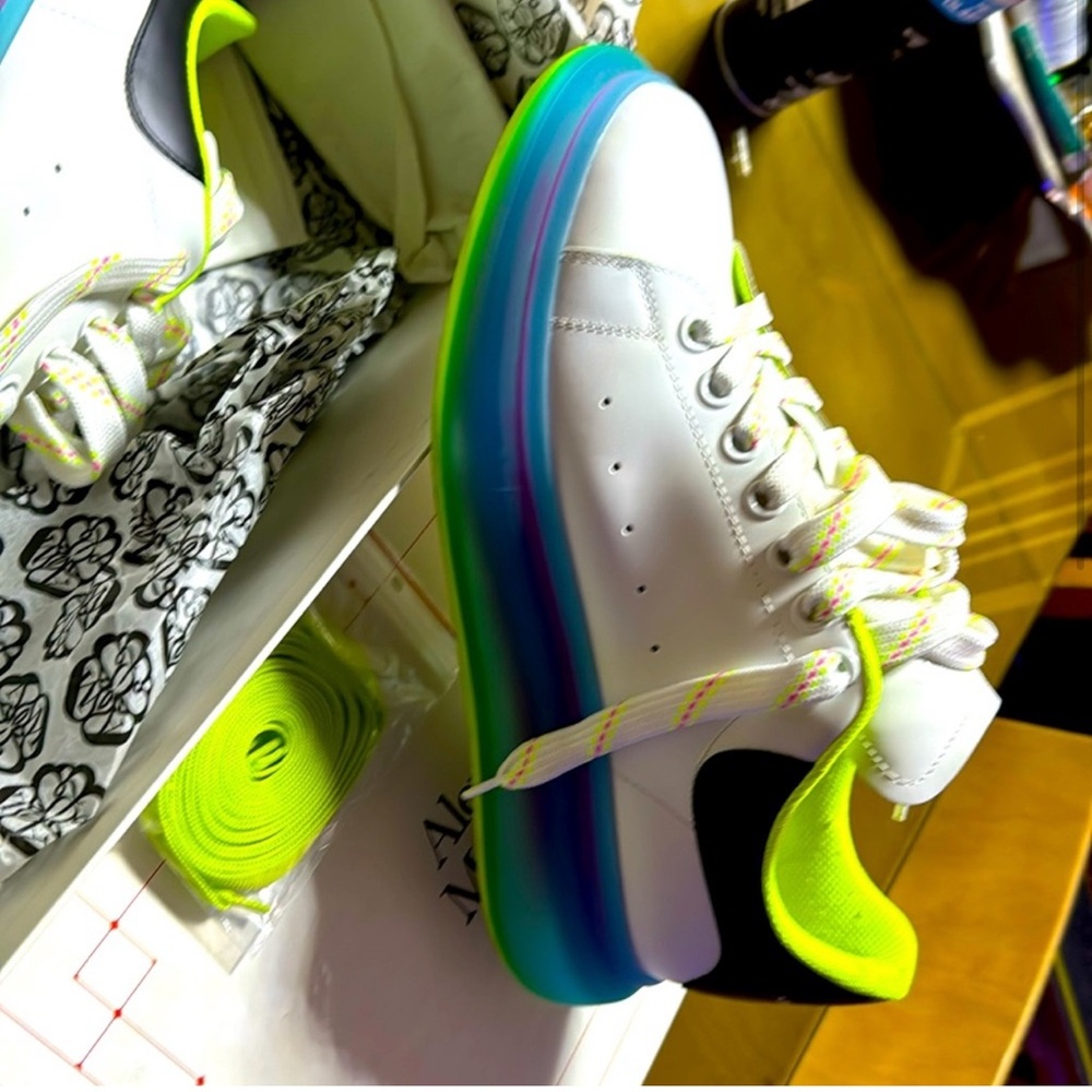 Alexander McQueen Transparent Pop Color Sole Sneakers